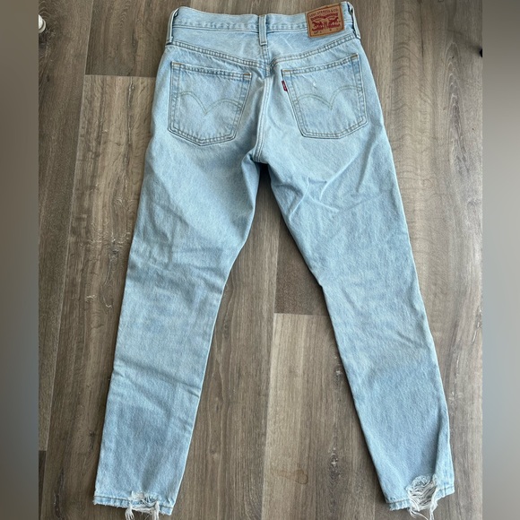 Levi's 501 Skinny Light Wash Button Fly Jeans - Picture 2 of 4